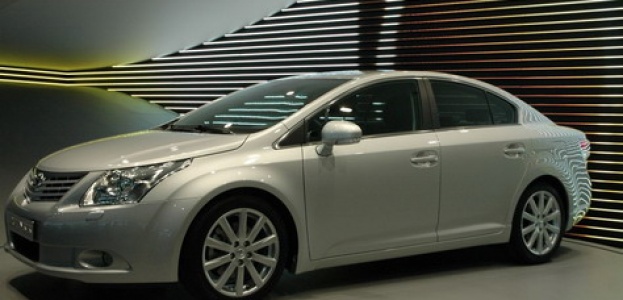 Toyota Avensis 2009 года: «Я вся такая противоречивая!»