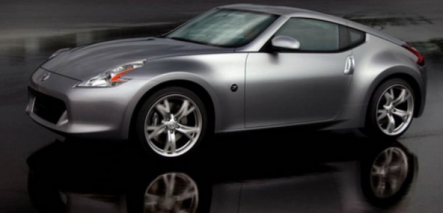 Первые официальные фото Nissan 370Z