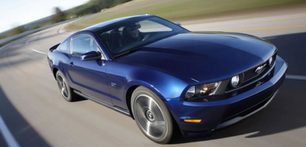 Ford Mustang 2010: лошадка вырвалась из стойла