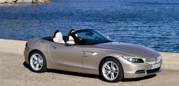 Официальные фото нового поколения BMW Z4: премьера не за горами