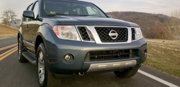 Nissan отзывает четверть миллиона внедорожников