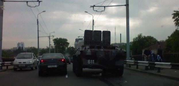 На параде в Гомеле «закипел» БТР