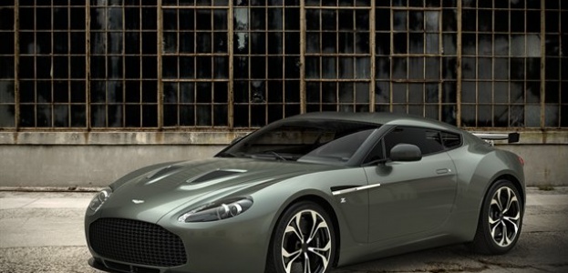 Представлена дорожная версия  Aston Martin V12 Zagato