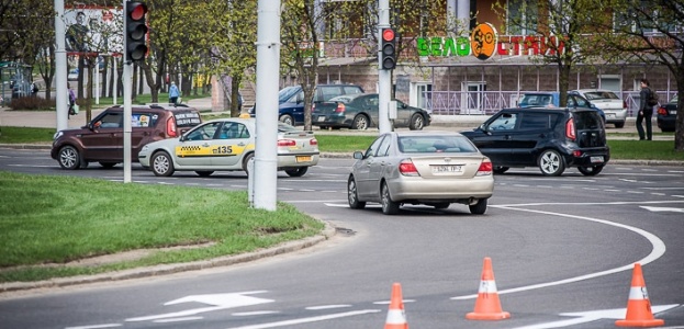 У водителей возникли некоторые сложности c привыканием к новым светофорам на Банголор