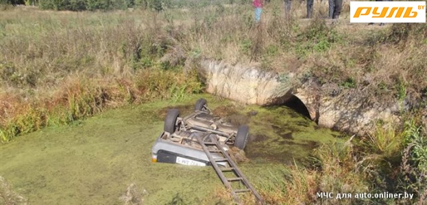 Под Солигорском затонул Opel Kadet вместе с водителем (фото)