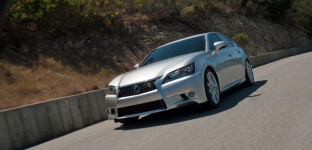 Новый Lexus GS появится в начале следующего года