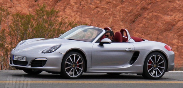 Шпионы засекли новый Porsche Boxster без камуфляжа