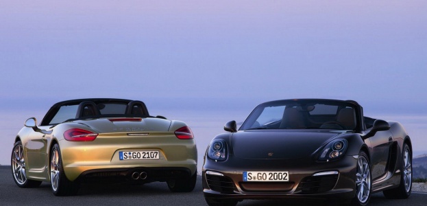 Опубликованы официальные фотографии нового поколения спорткара Porsche Boxster