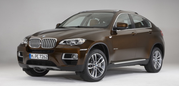 Кроссовер BMW X6 перенес фейслифтинг