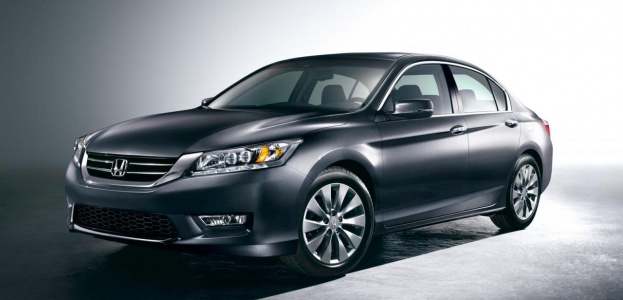 Опубликованы первые официальные фотографии новой Honda Accord