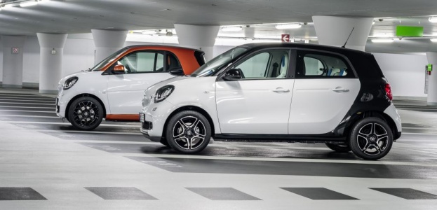 Поставки Smart ForTwo и ForFour 2015 начнутся в ноябре