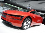 Первый Volkswagen XL1 доставили клиенту из Германии