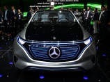 Mercedes Generation EQ приехал в Париж