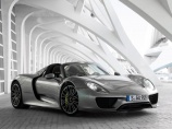 Матовый чёрный Porsche 918 Spyder в затворах «шпионских» фотокамер в Сан-Паулу