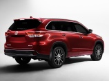 Toyota готовит показ обновленного Highlander