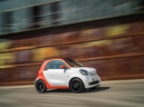 Smart рассекретил модели ForTwo и ForFour нового поколения