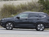 Honda CR-V 2015 в затворах «шпионских фотокамер»