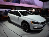 Лос-Анжелес мотор-шоу: Volvo V60 Cross Country