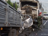 Возле станции метро «Автозаводская» легковушка попала под пресс из КАМАЗа и МАЗа (фото, видео)