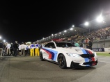 Дебют автомобиля BMW M4 Coupe MotoGP Safety