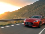 Aston Martin 2013 Rapide S был официально представлен мировой автомобильной общественности.