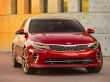 Kia опубликовала первую официальную фотографию нового поконения седана Optima