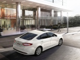 Ford Mondeo Hybrid 2015