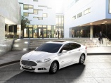 Ford Mondeo Hybrid 2015