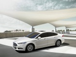 Ford Mondeo Hybrid 2015